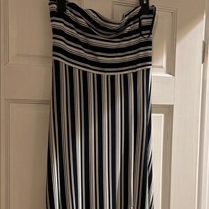 Banana Republic Factory Black and White Striped Maxi Dress